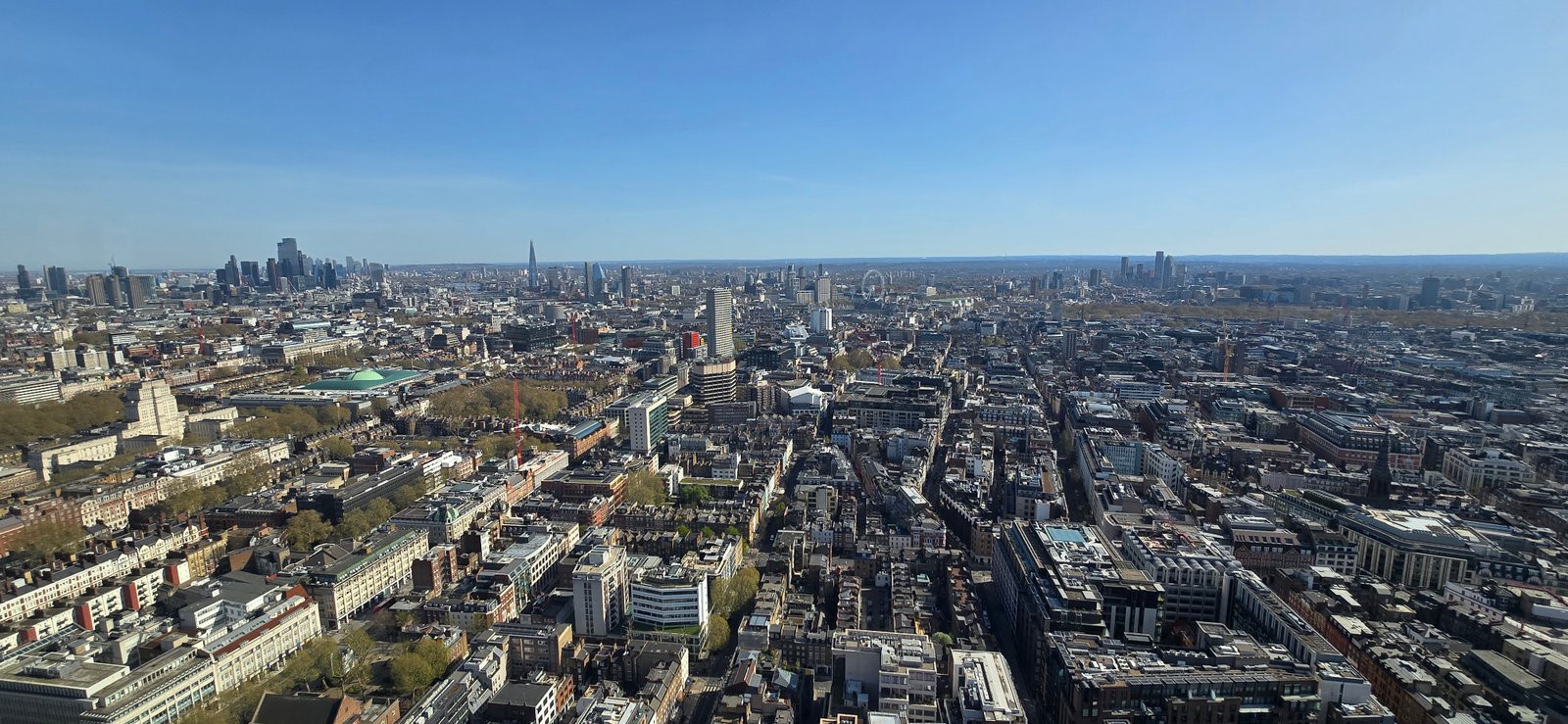 Panoramic skyline view across central London